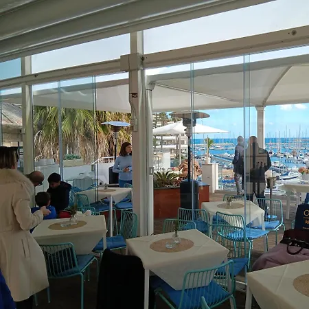 Nocleg ze śniadaniem Regina Margherita - & Rooftop Lounge Bar Syrakuzy